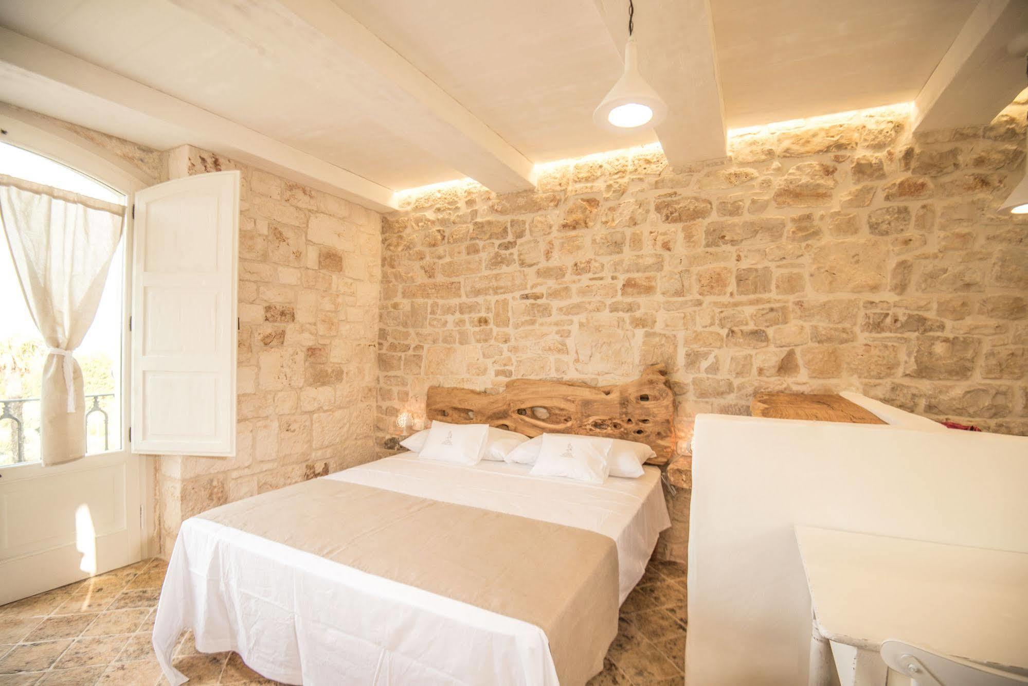 La Corte Dell'astore - Wild In Style 3*